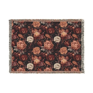 Cozy Floral Woven Blanket, Warm Throw for Home Decor, Bohemian Style Blanket, Perfect Gift for Holidays, Soft Decorative Blanket, Farmhouse
