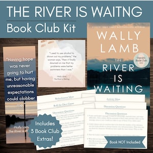 Puede incluir: Un kit de club de lectura para "The River is Waiting" de Wally Lamb. El kit incluye una portada de libro, preguntas de discusión y tarjetas de citas. La portada del libro presenta un paisaje con el título y el nombre del autor. El kit también incluye "3 Book Club Extras!"