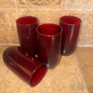 A set of 4 Beautiful Anchor Hocking Ruby Red Drinkware