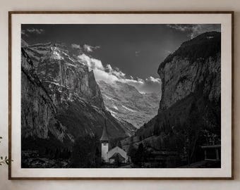 Fotografía en blanco y negro de montañas, paisaje de los Alpes suizos para pared (descarga digital)