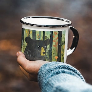 Schwarzer Bär Emaille-Camp-Tasse, Kaffeetasse, Geschenk für Sie, Ihn, einzigartige Geschenkidee, Wald, Tee, Wälder im Freien, skurrile Mutter, Vatertag, Camping-Bäume