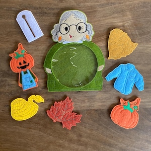 There Was An Old Lady Who Swallowed Some Leaves Finger Puppet Set