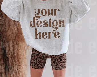 Ash Grey Gildan 18000 Crewneck Sweatshirt Mockup Western Vibe Mockups Gray Sweater Mock-up Trendy Real Model Boho Aesthetic Coastal Cowgirl