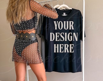 Schwarz Gildan 5000 Mockup, C1717 Lifestyle Mock, Küsten Cowgirl, Streetwear Mock, Pinterest Ästhetik Influencer, Trendy Y2k MockUp, G500