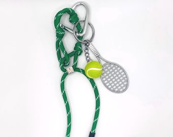 Y2K-era Stylish Bag Charm with Silver Heart Carabiner