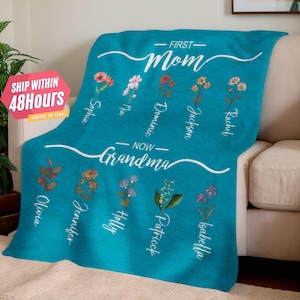 Personalized Mom&#39;s Garden Blanket, Grandma&#39;s Garden Blanket, Custom Birth Month Flower Blanket with Family Name, Grandma Gift, Mom Gift