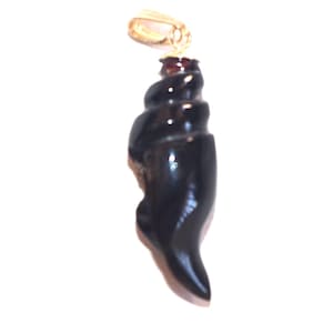 14k Vintage Easter Snail Shell Figurine Island Black Coral Charm or Pendent