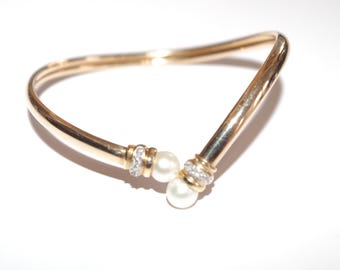 14k Bangle Bracelet Diamond Made in Italy with Mikimoto Round Akoya White pearls