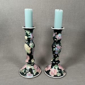 Vintage Chinoiserie asiatischer Porzellan Kerzenleuchter Grün Rosa Blumenmuster 26 cm