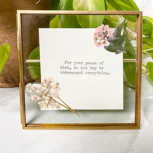 Stampa con citazione personalizzata in ottone, 4x4, supporto, cartoncino – Poesia o arte murale letteraria – Messaggio o poesia incorniciata a mano