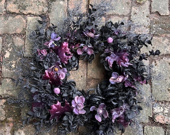 Luxury Gothic Wreath: Black Ferns, Velvet like Blooms, Halloween Decor