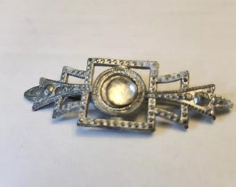 Vintage Silver Tone Bar Brooch