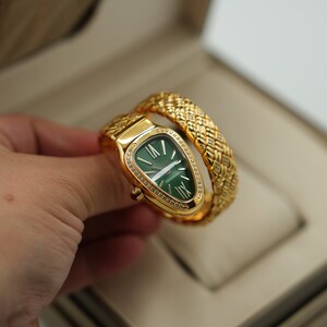 Green CZ Dial Luxury CZ Snake Serpenti Watch Quartz Watch