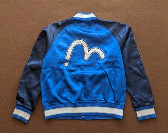 Chaqueta vintage de marca japonesa con el logotipo de EVISU
