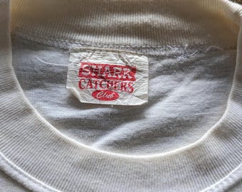 Vintage 90's SHARK CATCHERS Club Movie T-shirt - Etsy UK