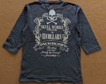 Vintage 90s Fashion Victim Skull and Crossbones Long Sleeve Tshirt