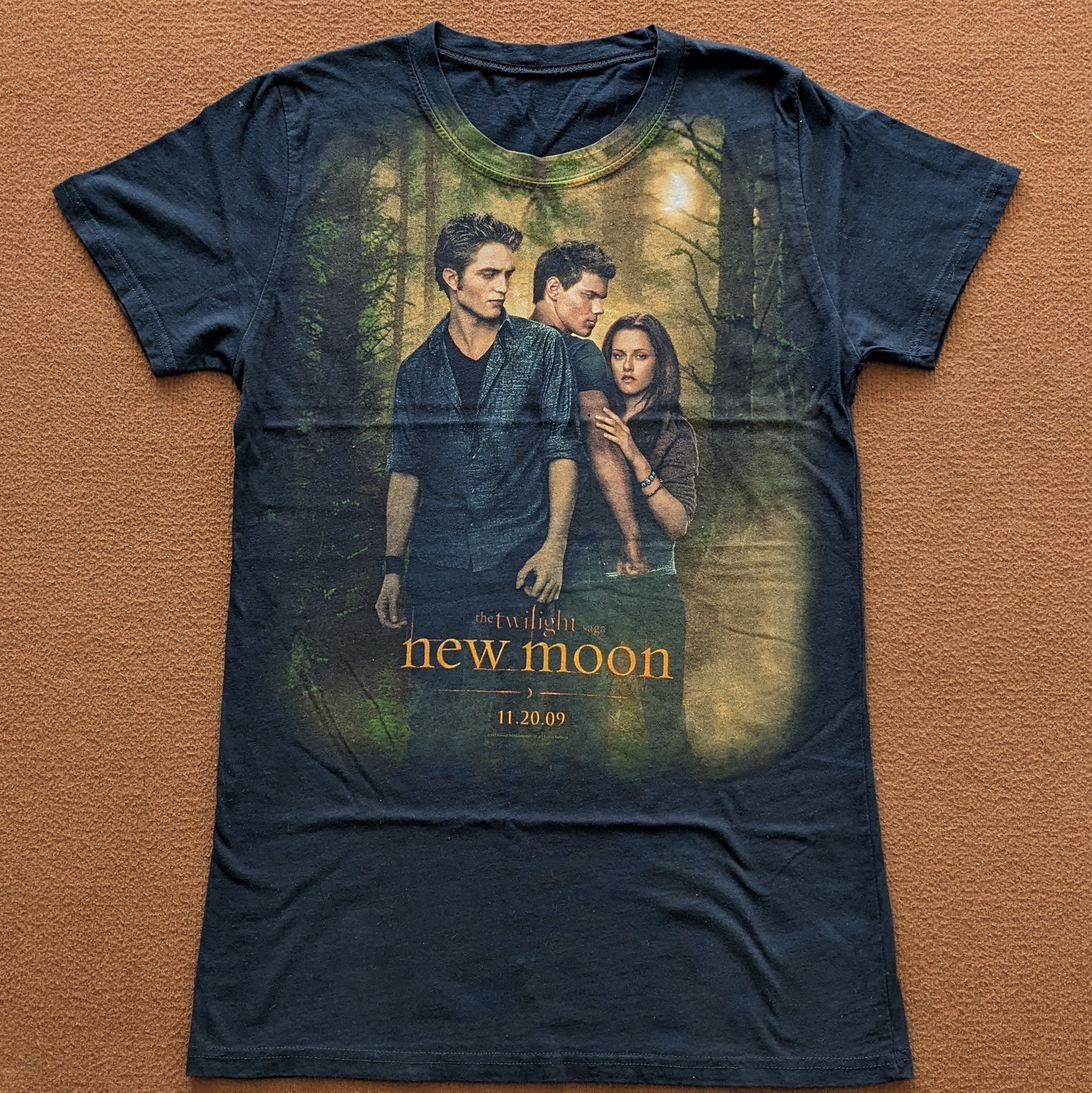 Vintage Twilight Saga New Moon Movie T-shirt - Etsy