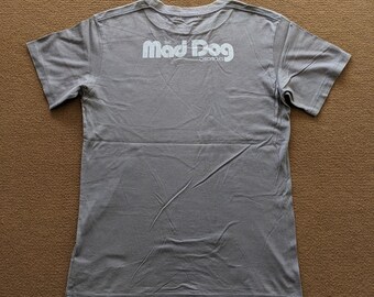 Camiseta vintage con foto de Mad Dog Chronicle