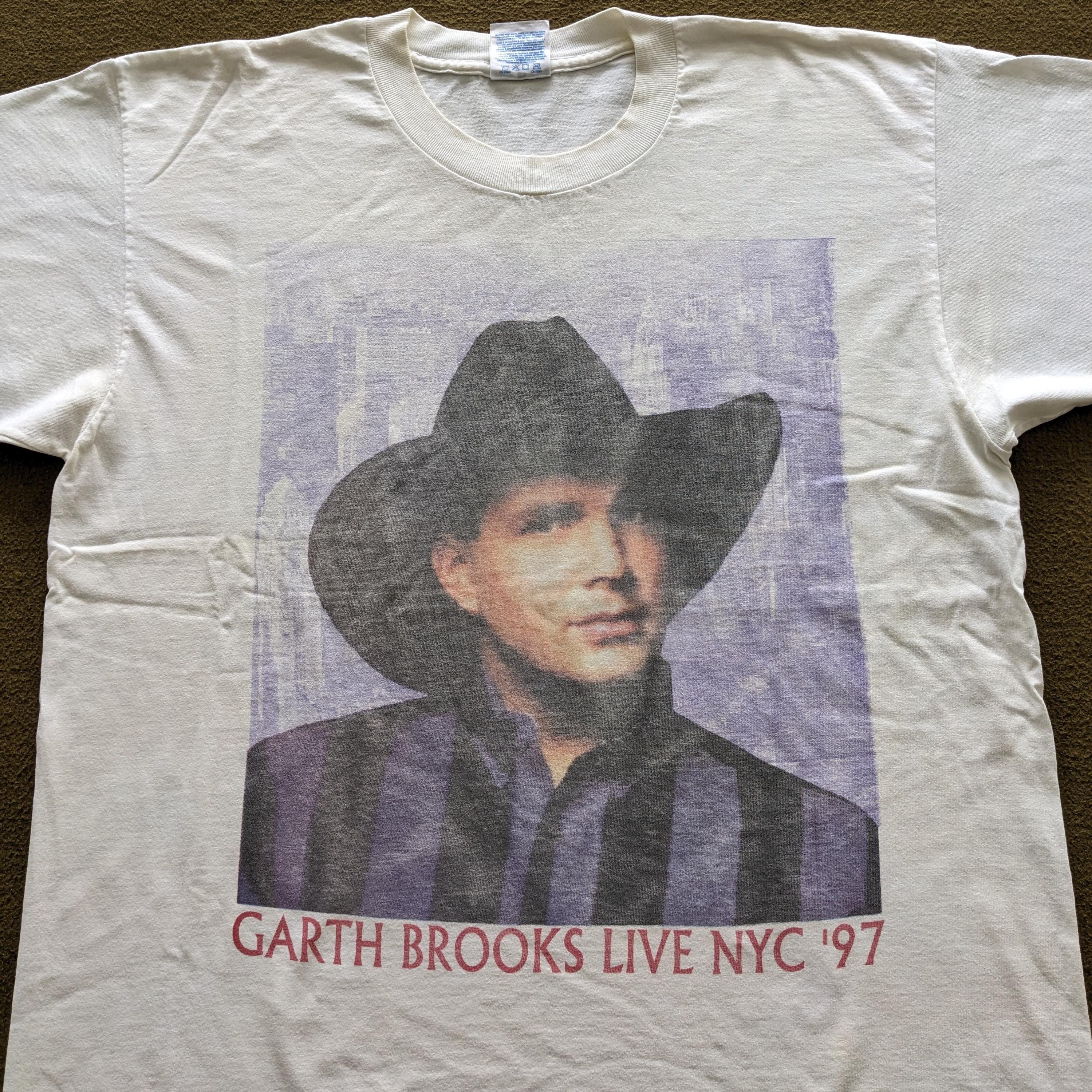 Vintage Garth Brooks LIVE NYC 1997 T-shirt - Etsy