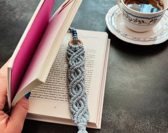 Macrame PATTERN - Bookmark Tutorial, written PDF with Pictures and Knot Guide, friendly for Beginners, digital download