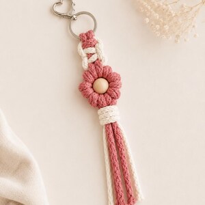 Macrame Flower Keychain Tutorial | 41-Page PDF Pattern | Beginner Level | Detailed Step-by-Step Photos & Knot Guide | Instant Download image 10