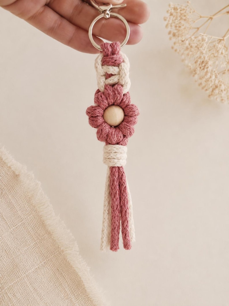Macrame Flower Keychain Tutorial | 41-Page PDF Pattern | Beginner Level | Detailed Step-by-Step Photos & Knot Guide | Instant Download image 15