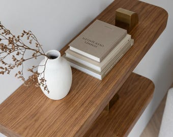 Rounded Edge Wood Shelf – Minimalist Floating Wall Storage and Decoration