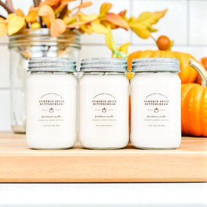 Cranberry Woods Scent: Farmhouse Mason Jar 100% Soy Candle