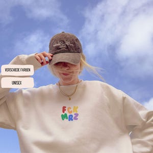 FCK MRZ Pullover – Statementtrui tegen rechtse agitatie en Merz-ideologie | Unisex streetwear met attitude | Biologisch katoen en eerlijke mode afbeelding 1