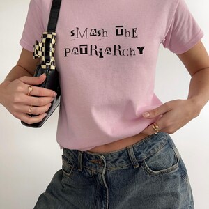 Camiseta feminista "¡Abajo el patriarcado, nena!" | Regalo para el activismo por la igualdad y el empoderamiento femenino | Algodón orgánico vegano imagen 3