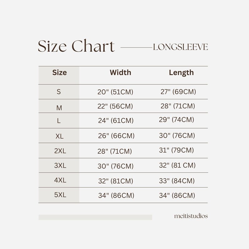 Op de afbeelding: Maattabel voor shirts met lange mouwen met metingen in inches en centimeters. De tabel toont maten S tot en met 5XL met de bijbehorende breedte- en lengtemetingen.