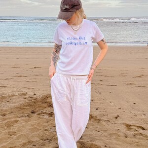 Camiseta feminista "¡Abajo el patriarcado, nena!" | Regalo para el activismo por la igualdad y el empoderamiento femenino | Algodón orgánico vegano imagen 5