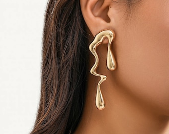 Gold Metal Drop Asymmetrical Earrings Teardrop Irregular Geometric Big Long Lightweight Waterdrop Studs