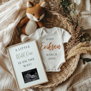 Fox Digital Pregnancy Announcement, Woodland Friends Baby News, Girl or Boy Gender Reveal, Neutral Minimalist Simple Digital Canva Template