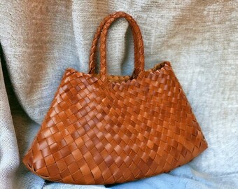 Handmade Cowhide Woven Bag, Retro Style, Boho Shoulder Bag, Unique Purse, Vintage Chic