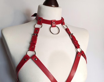 Colete de couro artesanal para o peito, ajustável, em couro legítimo ou vegano.