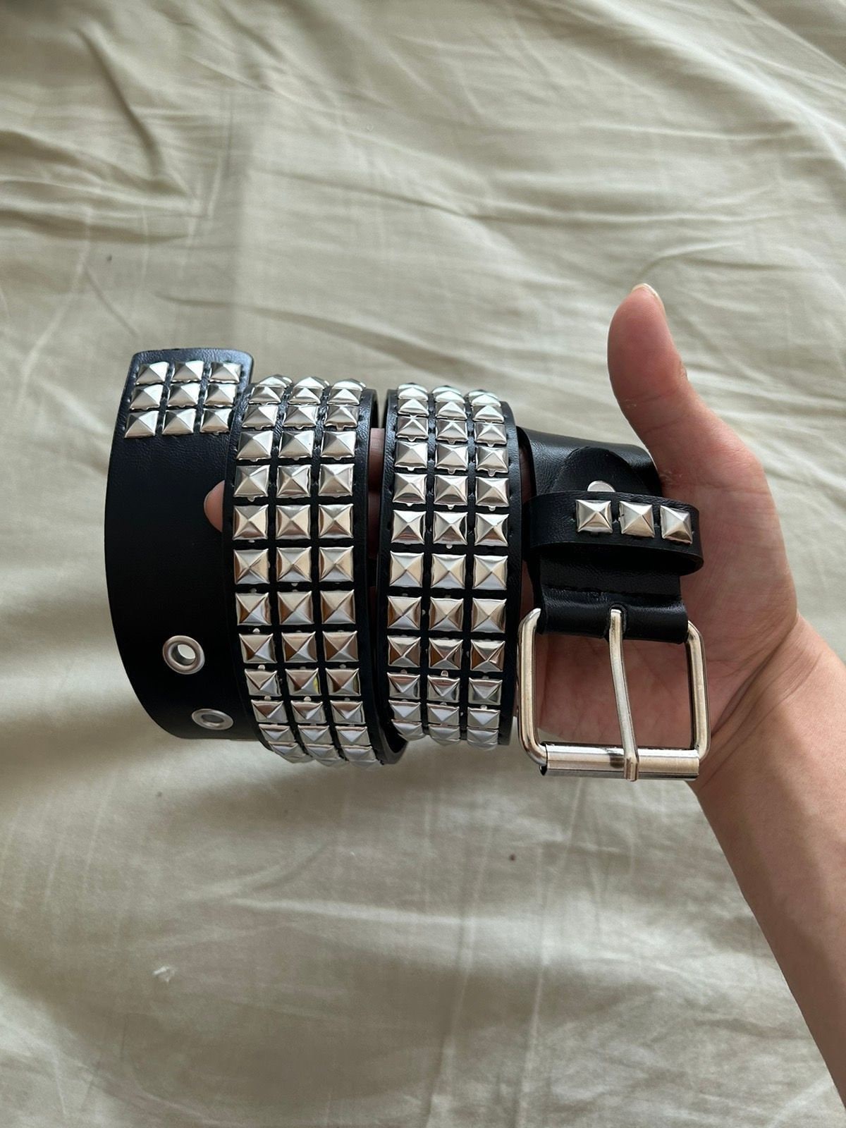 HABUAETY Studded Belt Women Y2K Spike Belts Adult Black