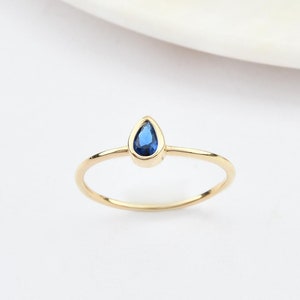 14K Gold Sapphire Ring, Gold Sapphire Ring, Sapphire Ring, Gemstone Ring, September Birthstone Ring, Sapphire Gemstone Ring, 14K Gold Ring.