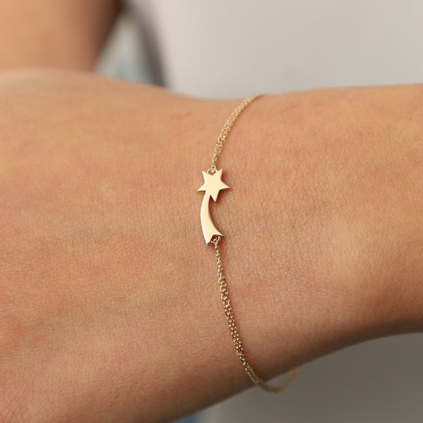 14K Gold Falling Star Bracelet, Star Gold Bracelet, Star Charm Bracelet, Calestial Bracelet, Falling Star Symbol Bracelet, Star Bracelet.