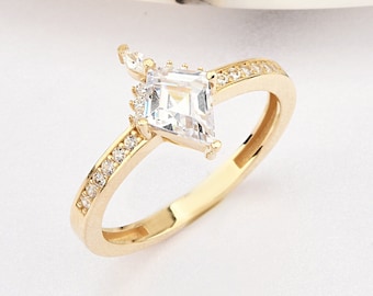 14K gouden kroonring, gouden kroonring, prinsesring, koninginring, gouden prinsesring, kroonring, kroonjuwelen, 14K gouden ring.