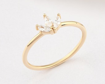 14K gouden kroonring, gouden kroonring, prinsesring, koninginring, gouden prinsesring, kroonring, kroonjuwelen, 14K gouden ring.