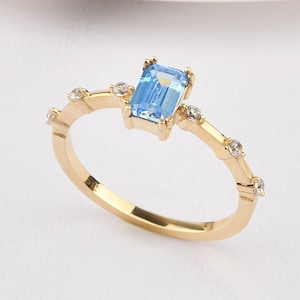 14K Gold Aquamarine Ring, Gold Aquamarine Ring, Aquamarine Ring, Gold Ring, March Birthstone Ring, Aquamarine Gemstone Ring, 14K Gold Ring.