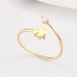 14K Gold Clover Ring, Gold Clover Ring, Clover Ring, Clover Shape Ring, Floral Ring, Clover Leaves Ring, 4 Leaf Clover Ring, 14K Gold Ring.