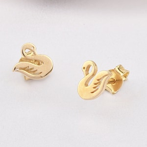 14K Gold Swan Earrings, Swan Gold Earrings, Swan Charm Earring, Lucky Swan Earrings, Swan Earring, Swan Animal Earrings, 14K Gold Earrings.