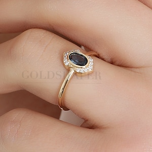14K Gold Sapphire Ring, Gold Sapphire Ring, Sapphire Ring, Gemstone Ring, September Birthstone Ring, Sapphire Gemstone Ring, 14K Gold Ring.