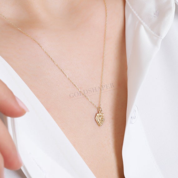 14K Gold Lion Necklace, Gold Lion Head Necklace, Lion Charm Necklace, Lion Necklace, Lion Gold Pendant, 14K Gold Necklace, Animal Necklace.