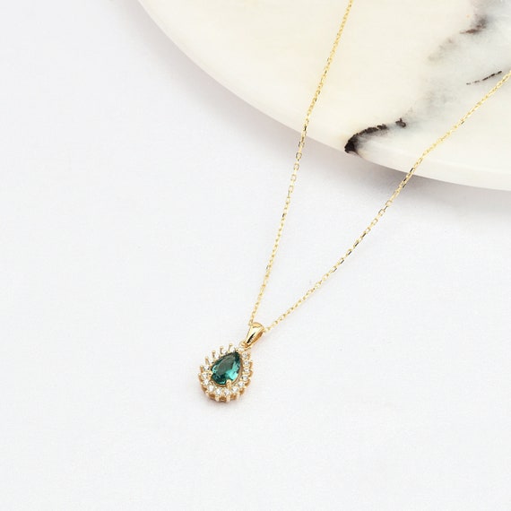 14K Gold Emerald Necklace, Gold Emerald Necklace, Emerald Charm Necklace, May Birthstone Necklace, Gemstone Necklace, 14K Gold Necklace.