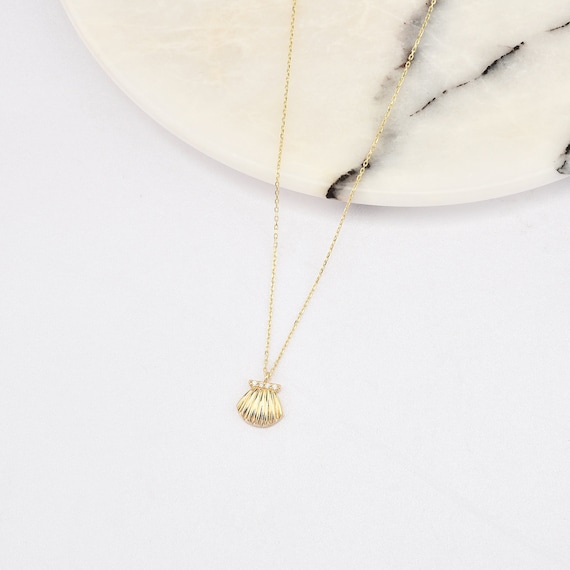 14K Gold Shell Necklace, Solid Gold Shell Necklace, Sea Shell  Necklace, Sea Necklace, Lucky Shell Necklace, 14K Gold Necklace.