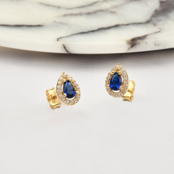 14K Gold Sapphire Earrings, Sapphire Gold Earrings, Sapphire Stud Earrings, Sapphire Earrings, Gold September Birthstone Earrings.