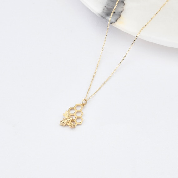 14K Gold Bee Necklace, Gold Bee Necklace, Bee Necklace, 14K Gold Necklace, Bee Charm Necklace, Bee Pendant, Animal Gold Necklace, 14K Gold.